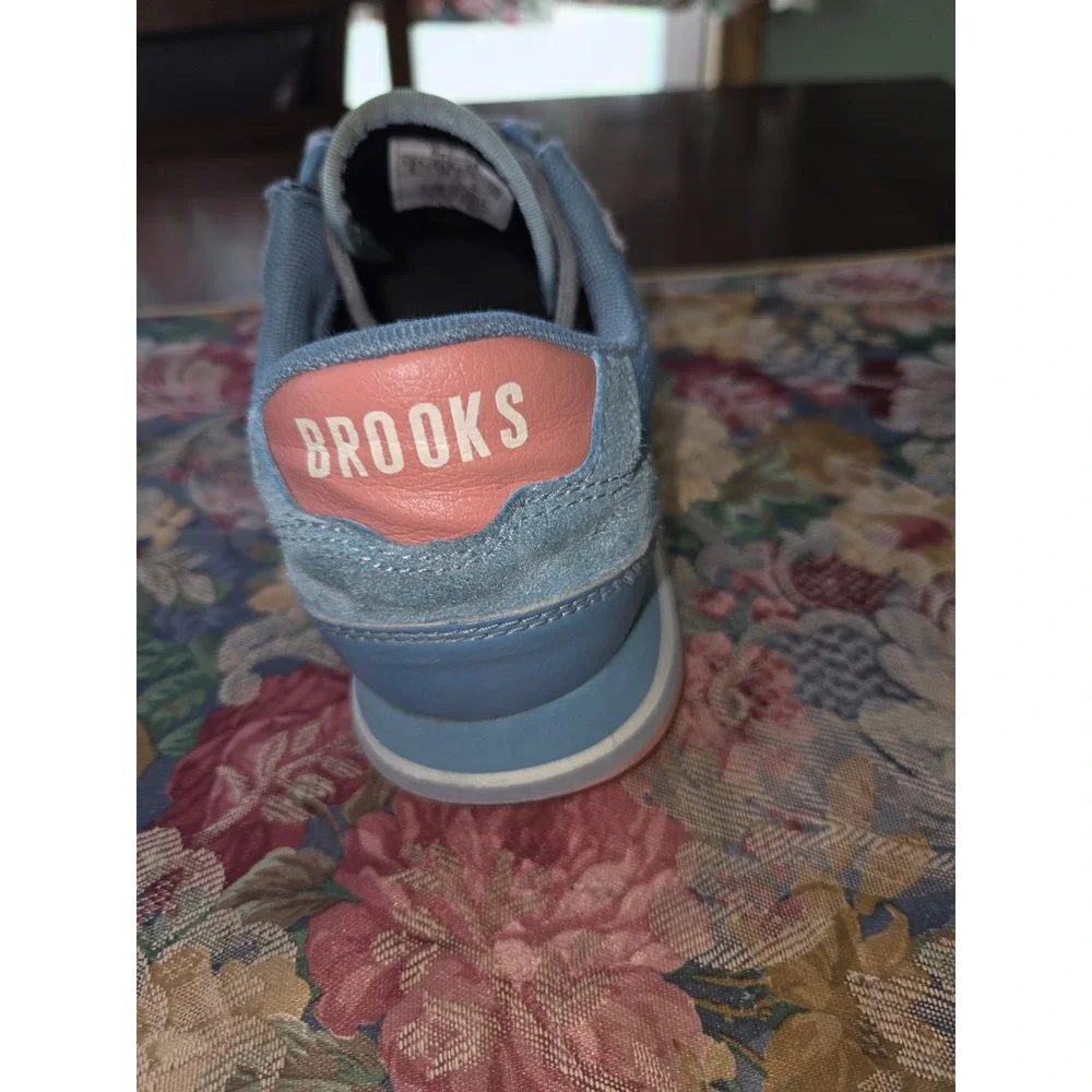 Brooks Sz 8 Blue/Pink Heritage Chariot Sneakers Retro Lace Up Suede Style Shoe